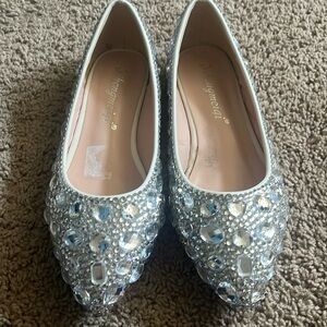 Silver fully rhinestone embellished bridal flats size 9